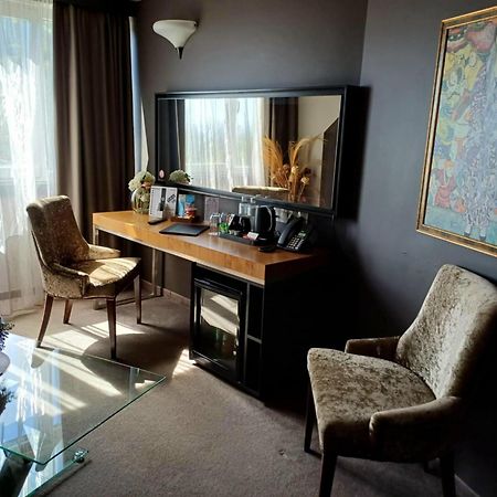 All Seasons Residence Design Hotel - Free Parking София Экстерьер фото