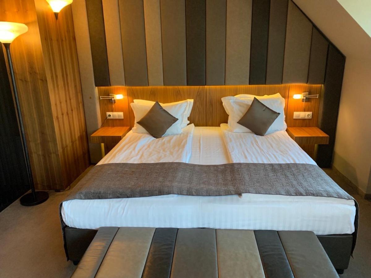 All Seasons Residence Design Hotel - Free Parking София Экстерьер фото