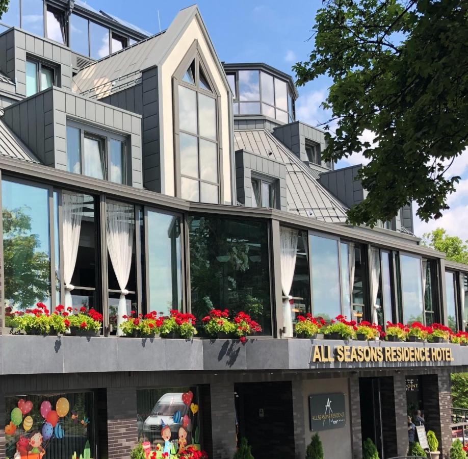 All Seasons Residence Design Hotel - Free Parking София Экстерьер фото