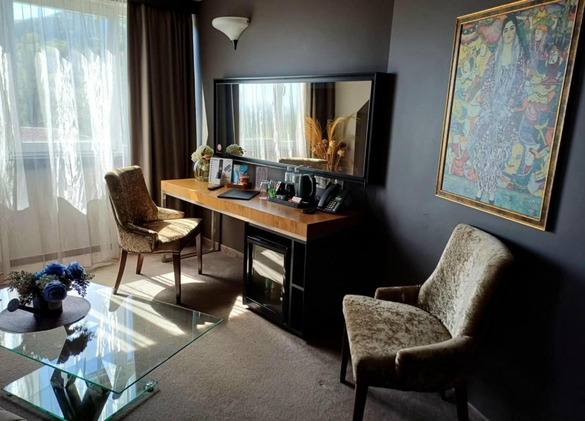 All Seasons Residence Design Hotel - Free Parking София Экстерьер фото