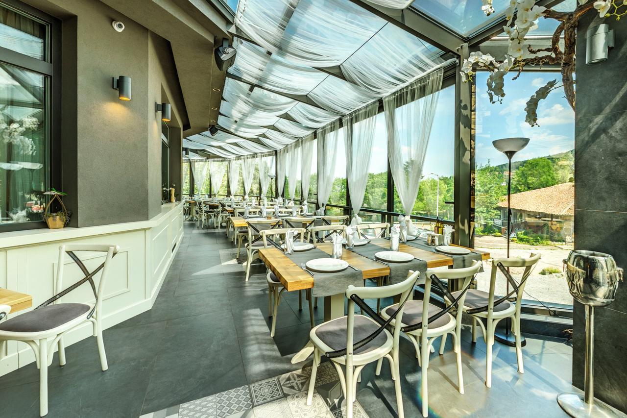 All Seasons Residence Design Hotel - Free Parking София Экстерьер фото