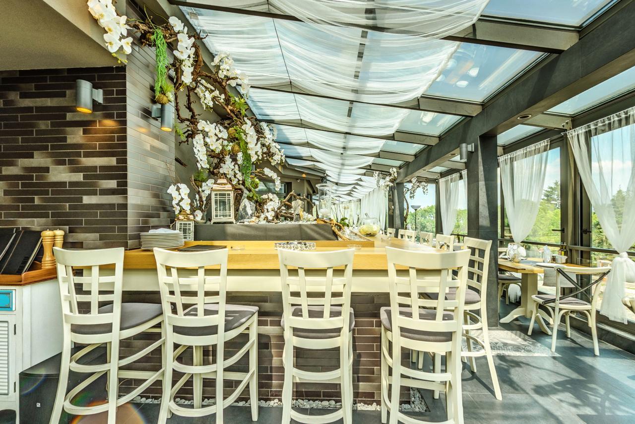 All Seasons Residence Design Hotel - Free Parking София Экстерьер фото