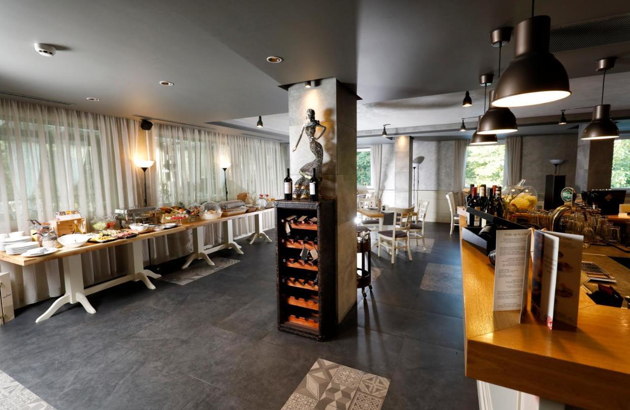 All Seasons Residence Design Hotel - Free Parking София Экстерьер фото